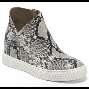 Aerosoles Zirah Round Toe Wedge Bootie 8.5 New